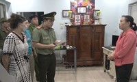  Lý do bà Nguyễn Phương Hằng ra tù sớm; Khám nhà &apos;ông trùm&apos; khoáng sản ở Bình Thuận 