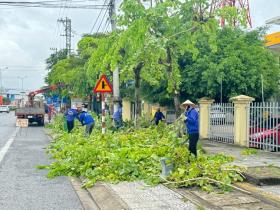  Quảng Bình chạy đua với bão số 4 第8张