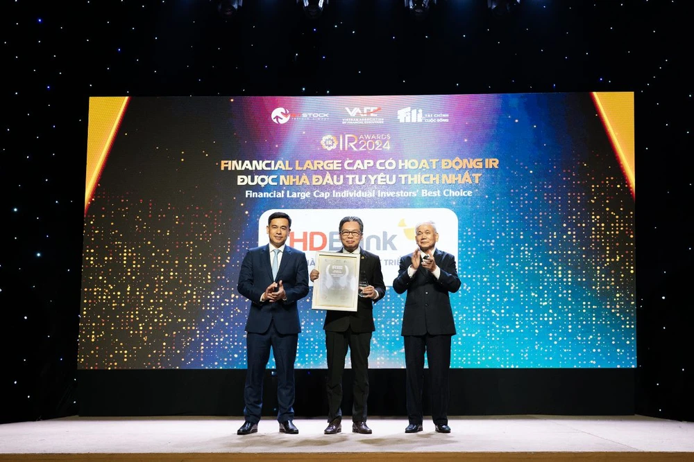 IR Awards 2024: HDBank khẳng định vị thế trong quan hệ nhà đầu tư Quốc tế