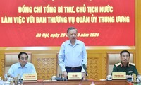  Tổng Bí thư, Chủ tịch nước Tô Lâm dự chương trình nghệ thuật &apos;Lời Người để lại&apos; 第9张