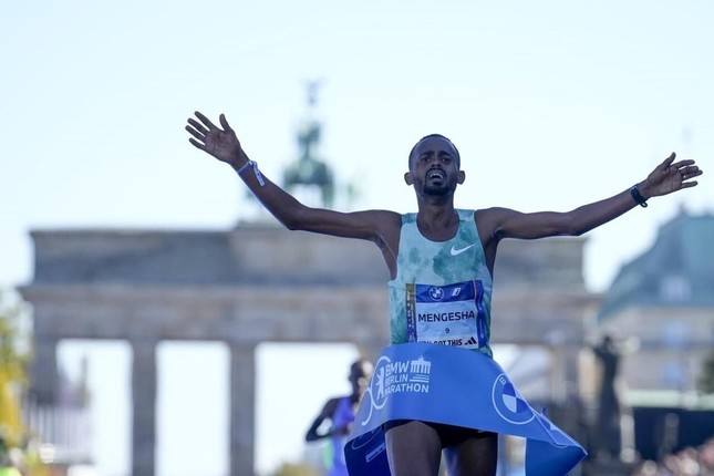  Các VĐV Ethiopia lập cú đúp vô địch Berlin Marathon 2024, Việt Nam có một người lọt tốp 100 