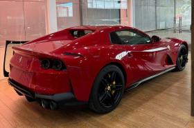  Siêu xe Ferrari 812 GTS đầu tiên cập bến Việt Nam 