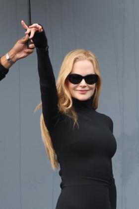  Căng thẳng giữa Nicole Kidman và Salma Hayek 第2张