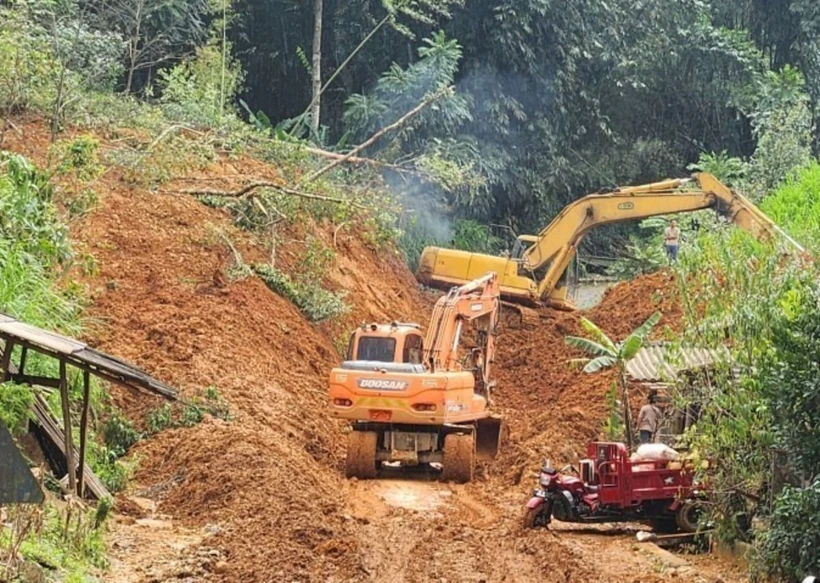  Tỉnh Cao Bằng đã khôi phục lại hệ thống giao thông, vận tải sau mưa lũ 