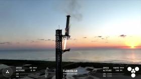 Đũa 'gắp' tên lửa mạnh nhất của SpaceX trở lại bệ phóng thế nào? 